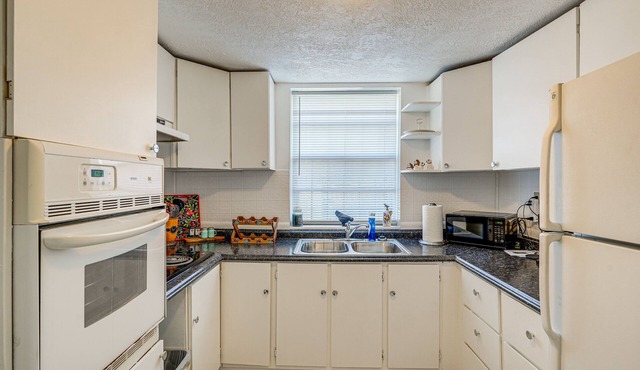 Winter Haven Vacation Rental ~ 1 Mi to Downtown! in Winter Haven