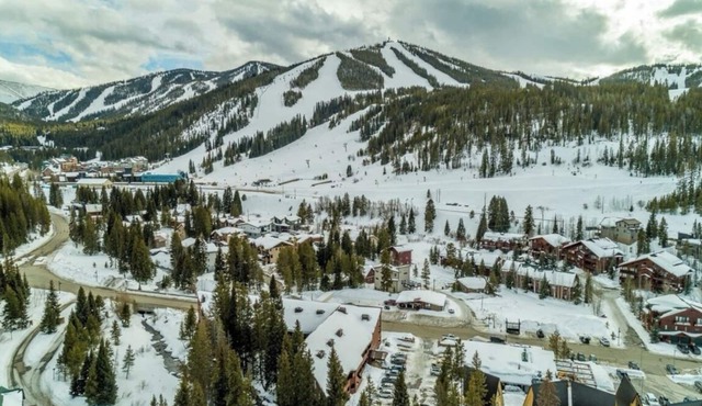 Winter Park condo minutes from everything
