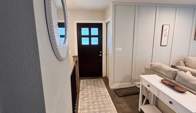 Wonderful 5-bedroom house with AC in Centennial