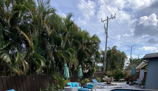 Your own private resort with heated pool, minutes from the beach