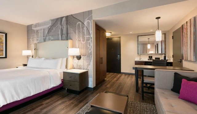 Your Relaxing Getaway! Free Breakfast, Indoor Pool, Free Parking! in Berkeley Heights