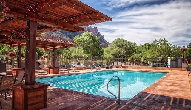 Zion Park Retreat | 1 Unit | 1.4 Miles from Bit & Spur Restaurant & Saloon