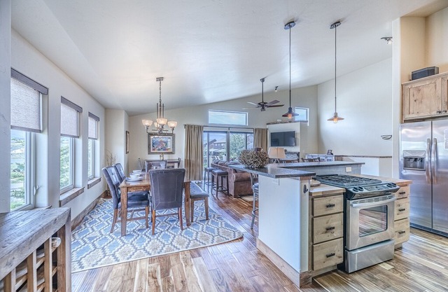 Gorgeous & perfect duplex for families. Only 10 minutes from ??Winter Park?? in Tabernash