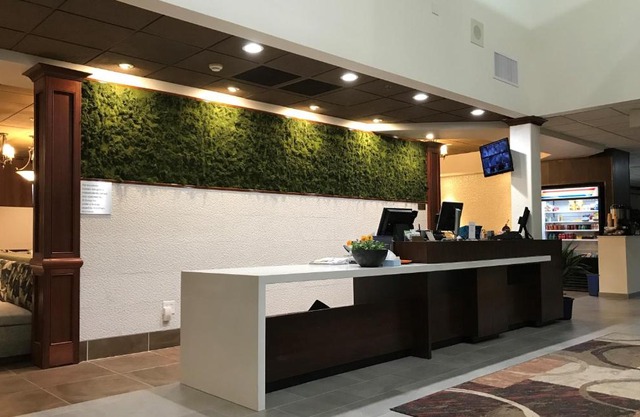 Wyndham Garden 