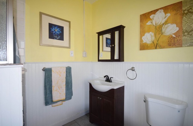 Spacious Suite, Sleeps 4, Near Downtown SLC!