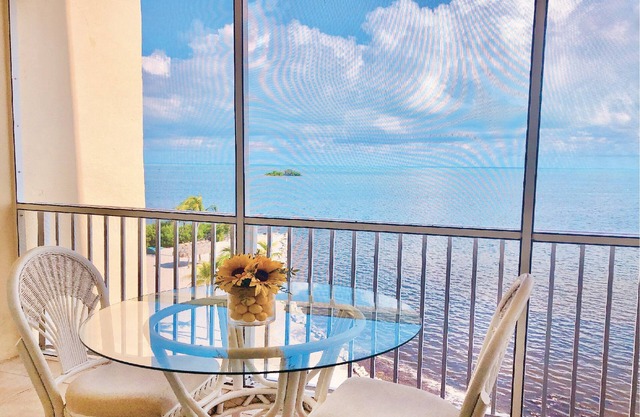 Updated Oceanfront! Enhanced Cleaning BOOK QUICKLY You’ll Love it Everyone Does! in Tavernier