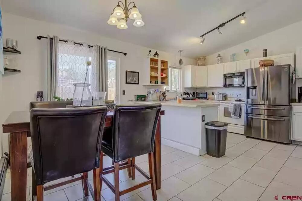Clifton Bed & Breakfast | Private Bedroom In Home With All The Amenities