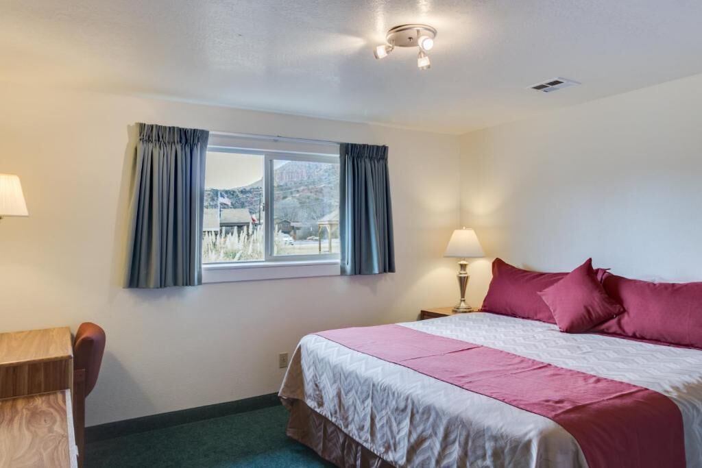 Zion National Park South Entrance Hotel | Zion Park Motel