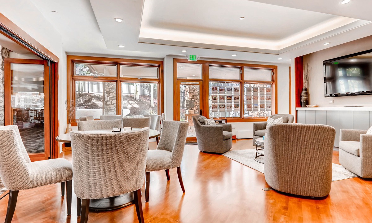 Highlands Townhomes Apartment | Highlands Area by East West Hospitality