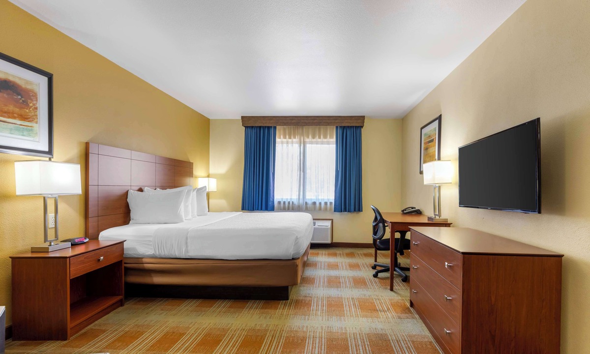 Fort Collins Hotel | Best Western Kiva Inn