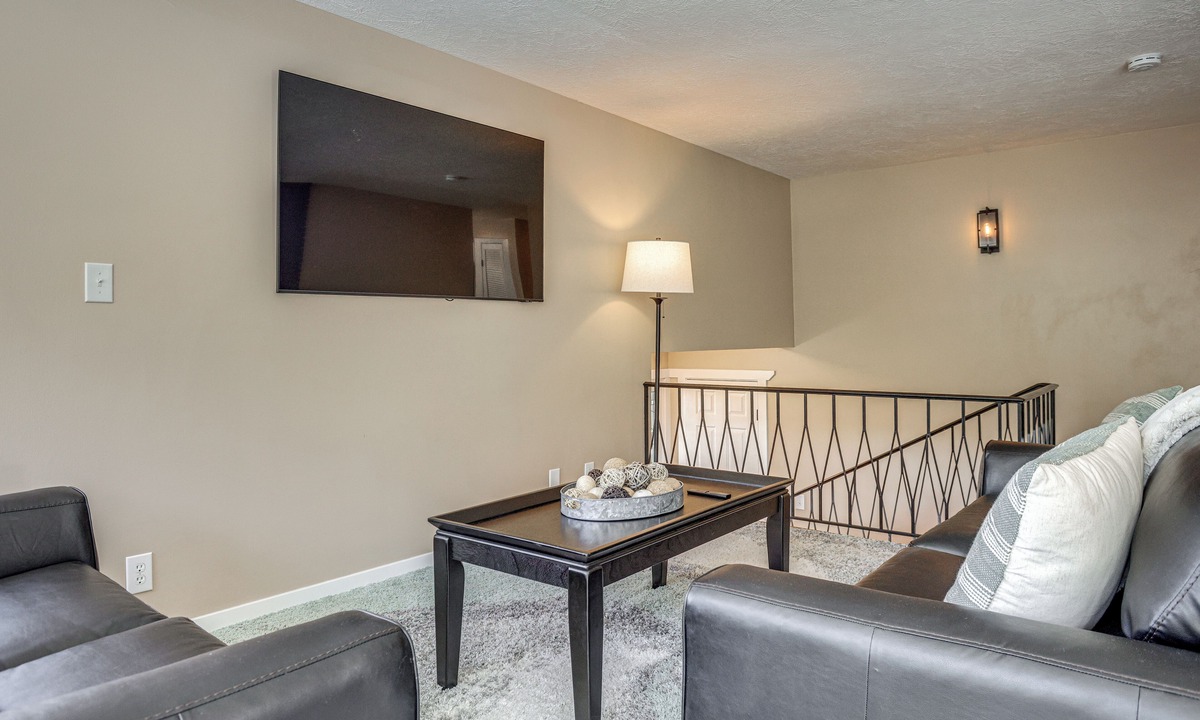 North Ogden Cottage | Hot Tub, Game Room, Putting Green! Ogden Oasis