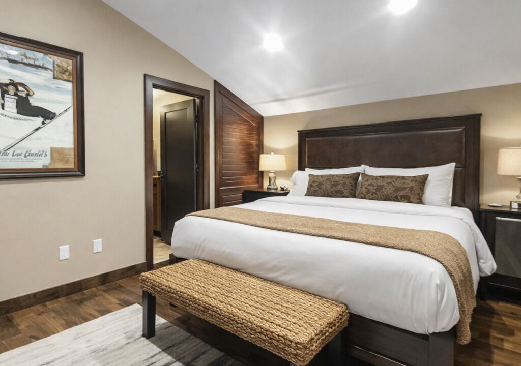 North Park City Condo | 3 Kings condo near PCMR base pool hot tub retreat