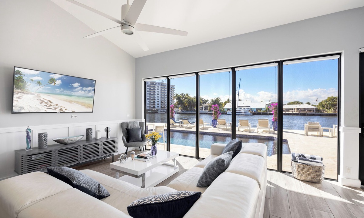 Lauderdale-by-the-Sea House | Enjoy the Intracoastal Views! Private Pool+Hot Tub - Walk to Beach&Town