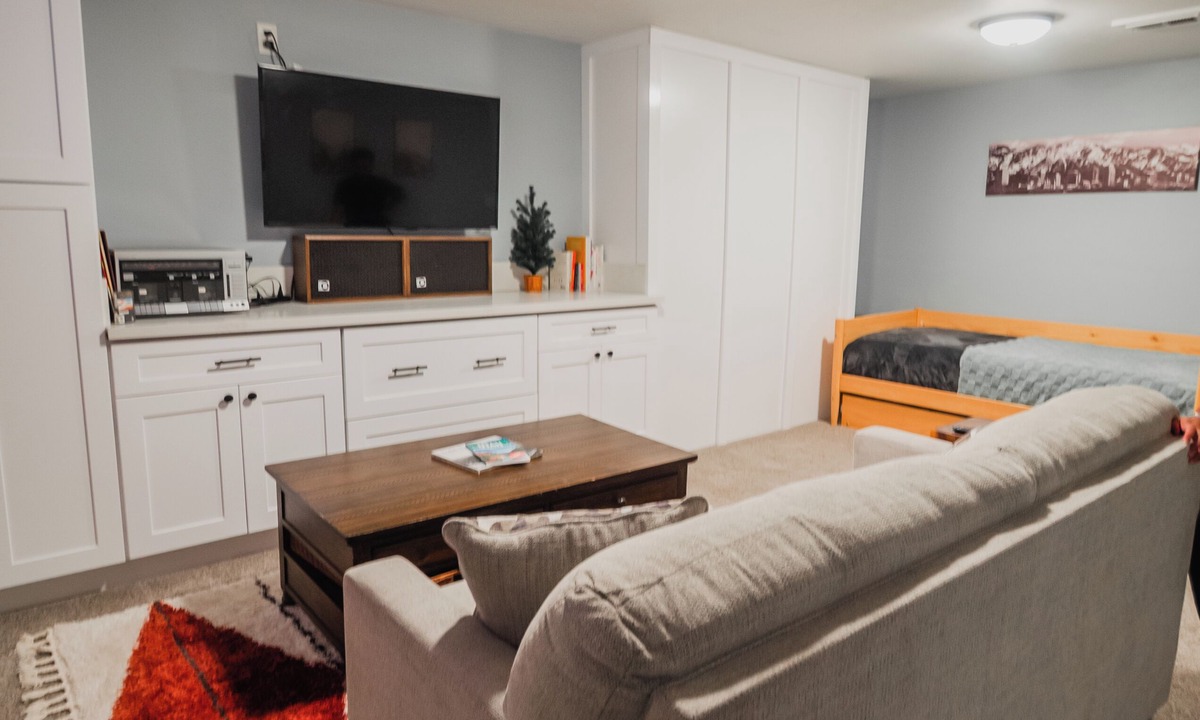 Midvale Apartment | Cozy and Quiet Apt in Midvale