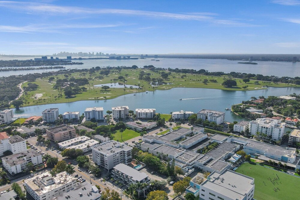 Photo of Others in Bay Harbor Islands