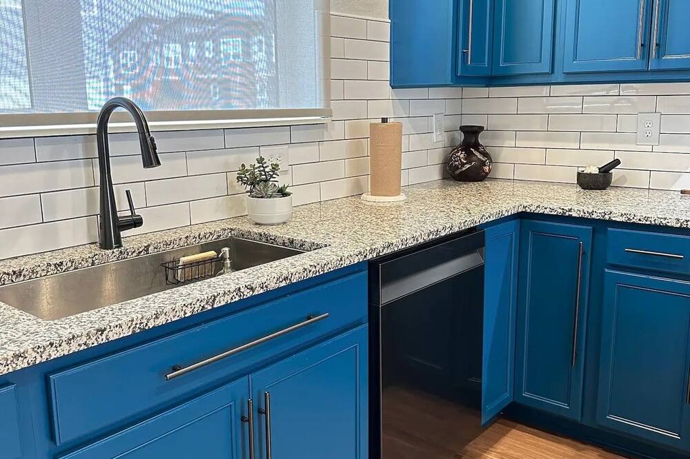 Photo of Kitchen in Barths