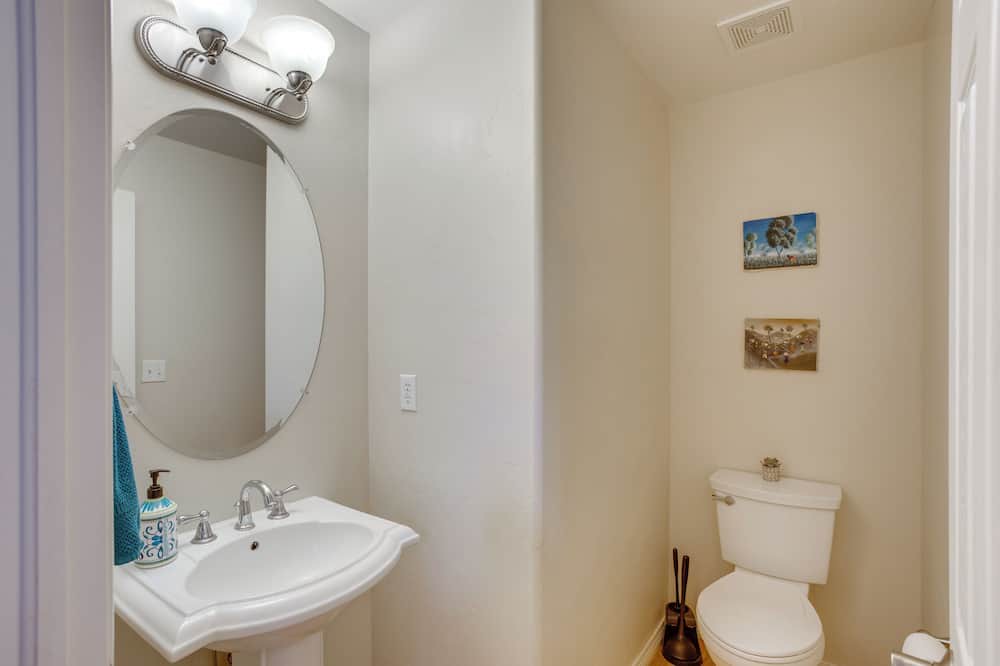 Photo of Bathroom in Eagle