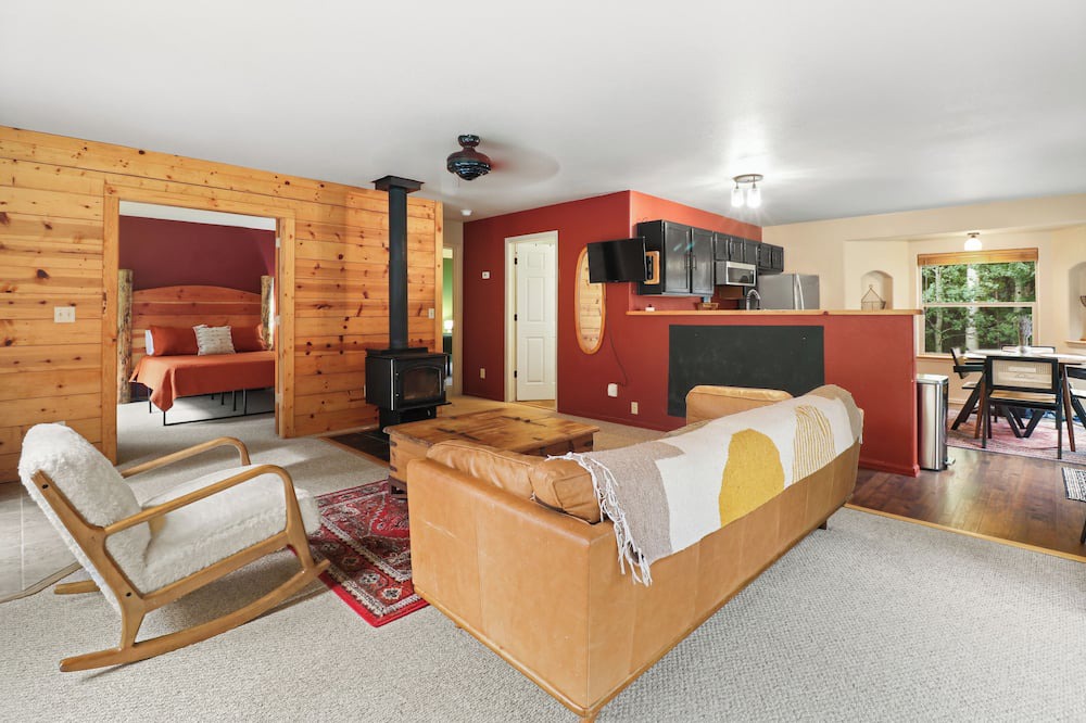 Photo of Bedroom in Evergreen
