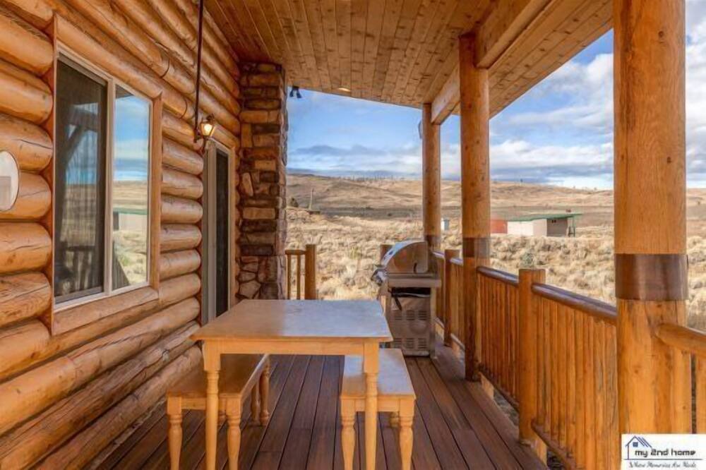Photo of Outdoor in Mammoth Creek
