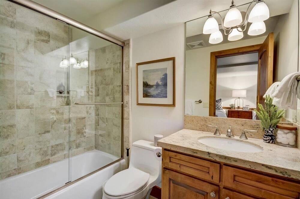 Photo of Bathroom in Deer Valley