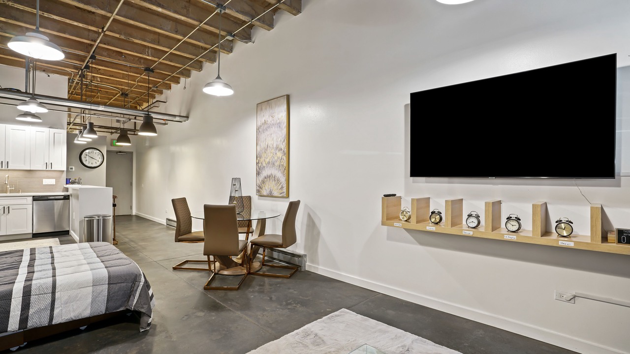 Photo of Livingroom in Capitol Hill