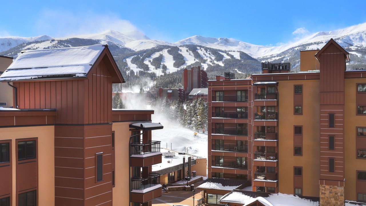 Photo of Outdoor in Peak 9