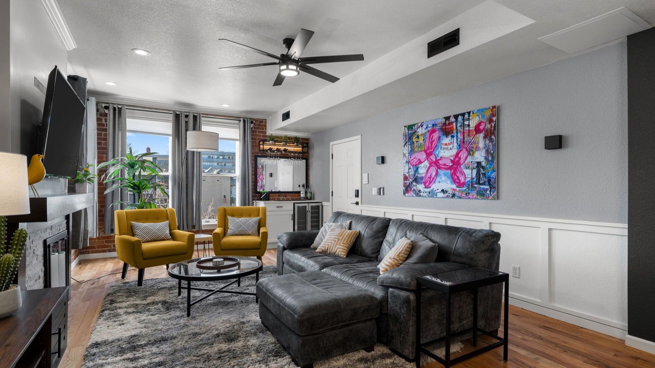 Photo of Livingroom in City Park West