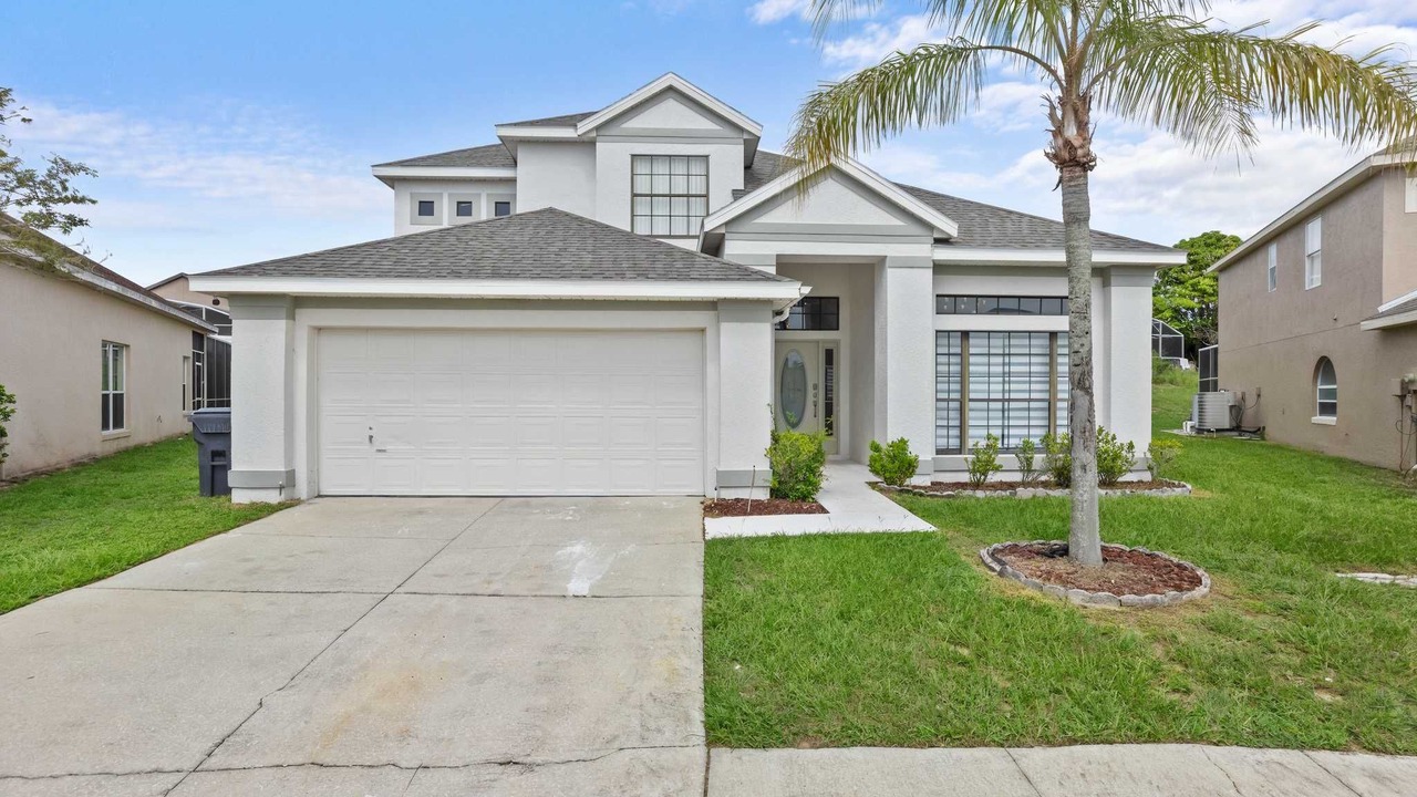 Photo of Outdoor in Lake Davenport Estates