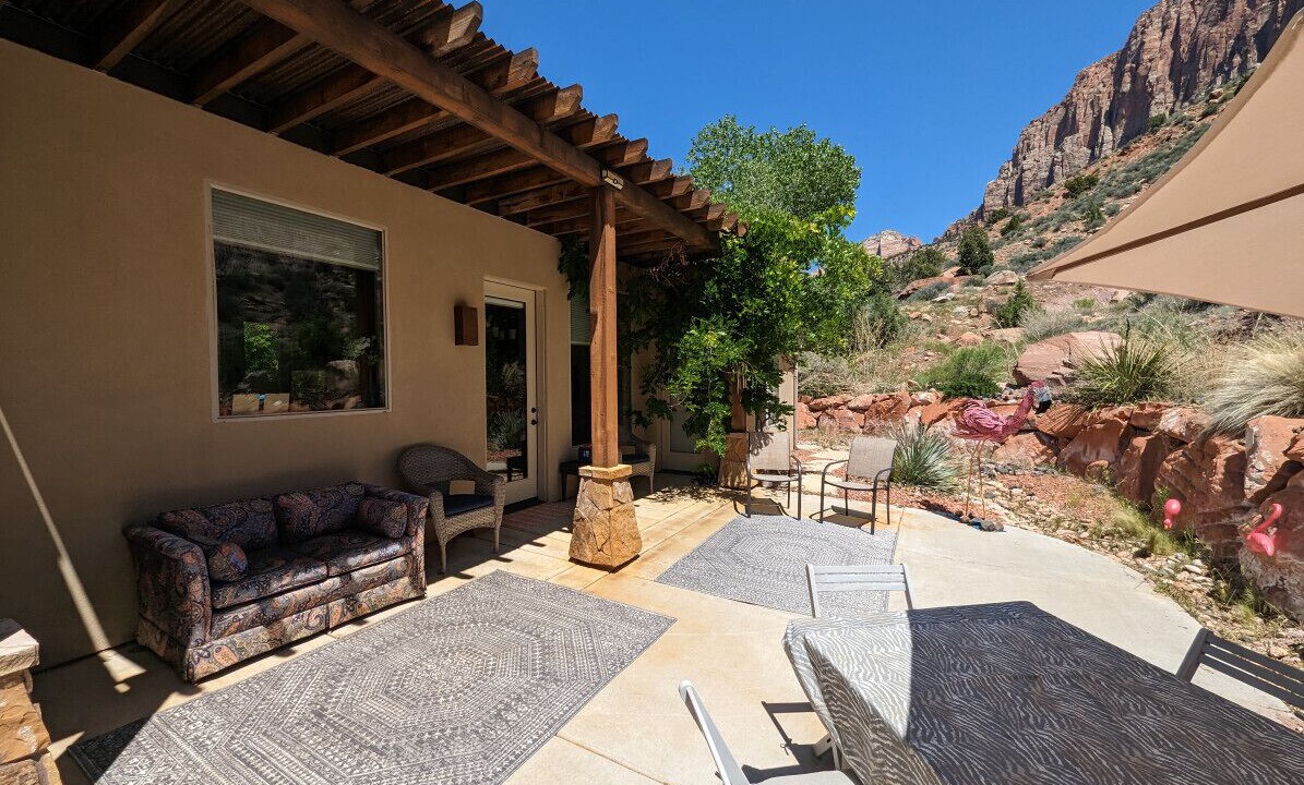 Photo of Patio Balcony in Zion National Park South Entrance