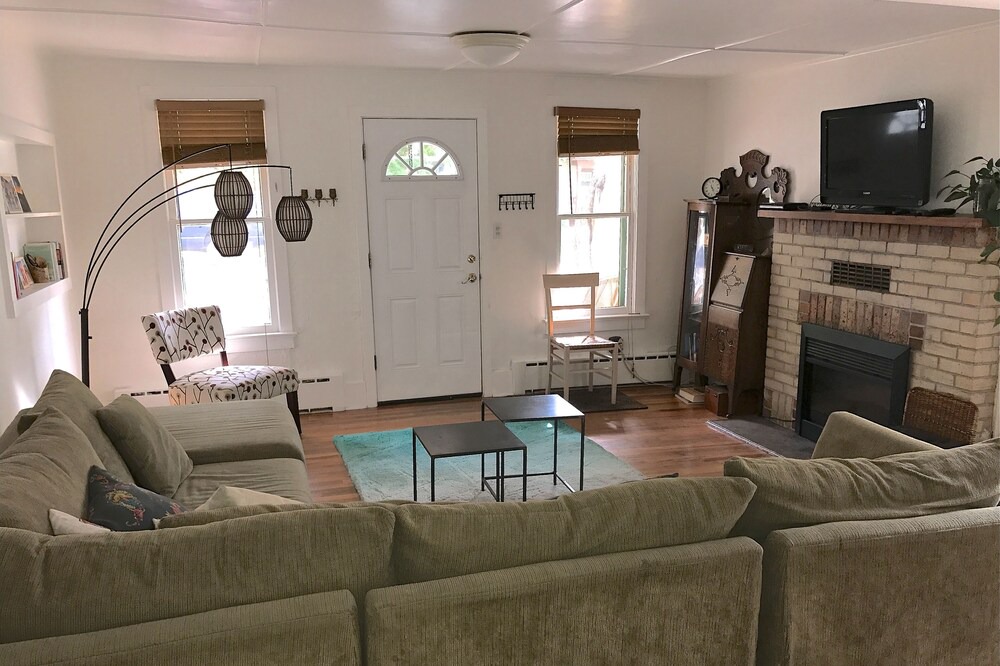 Photo of Livingroom in Golden