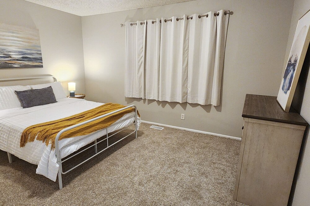 Photo of Bedroom in Vernal