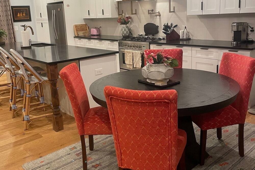 Photo of Kitchen in Sloan Lake