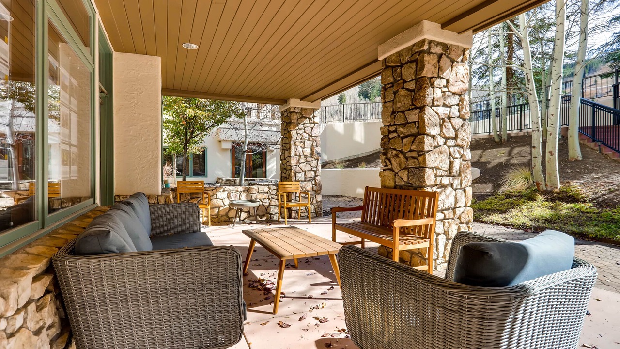 Photo of Patio Balcony in Highlands Townhomes
