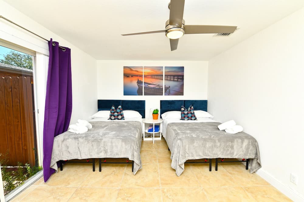 Photo of Bedroom in Imperial Point