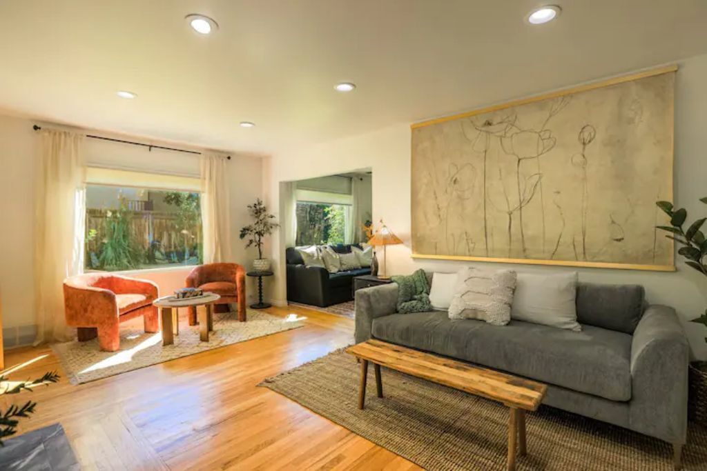 Photo of Livingroom in Holladay