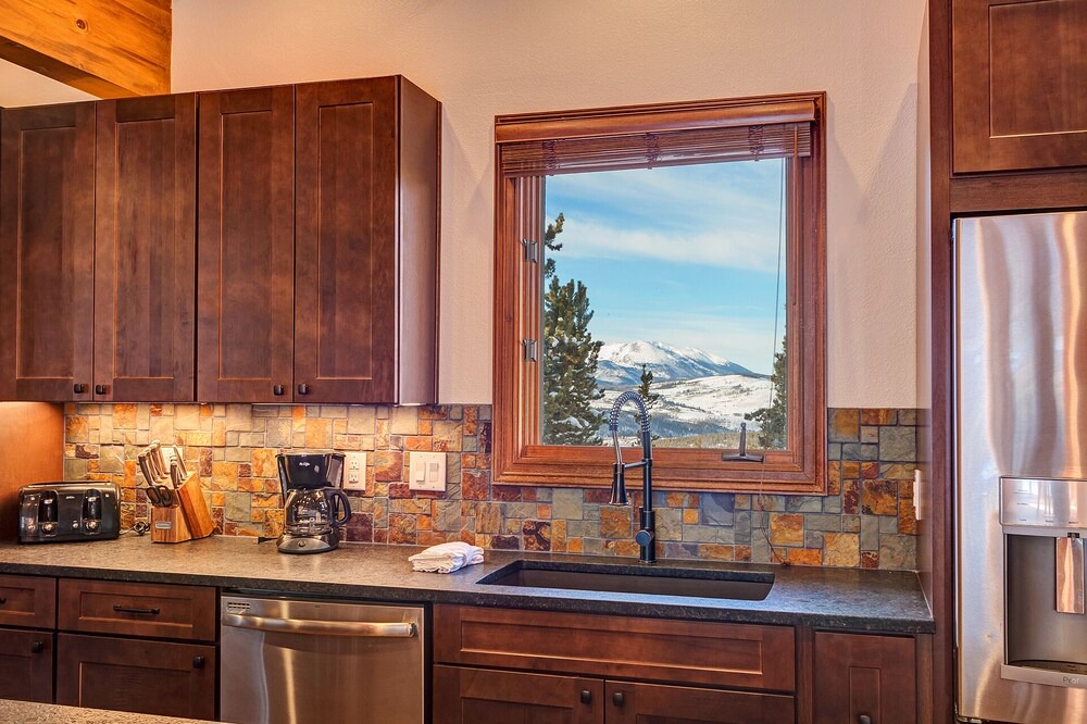 Photo of Kitchen in Breckenridge Heights