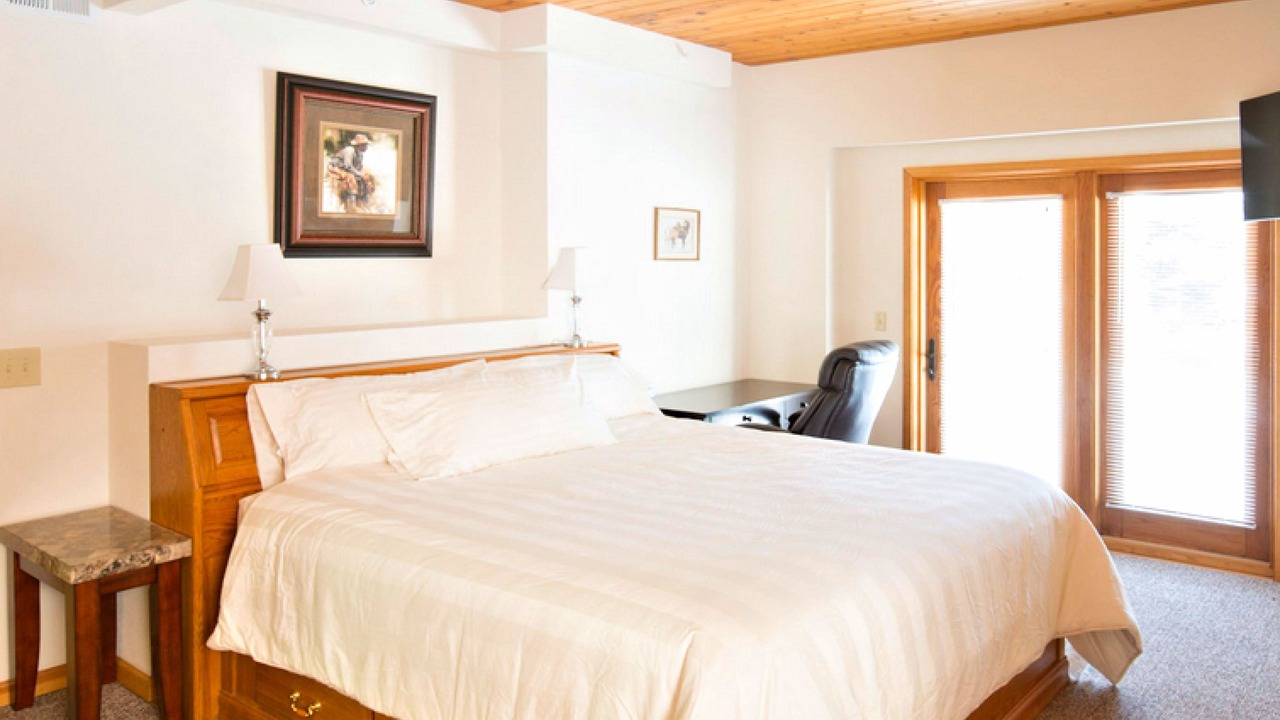 Photo of Bedroom in Avon