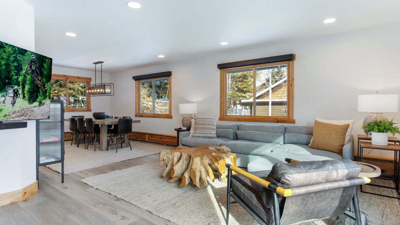 Photo of Livingroom in Vail