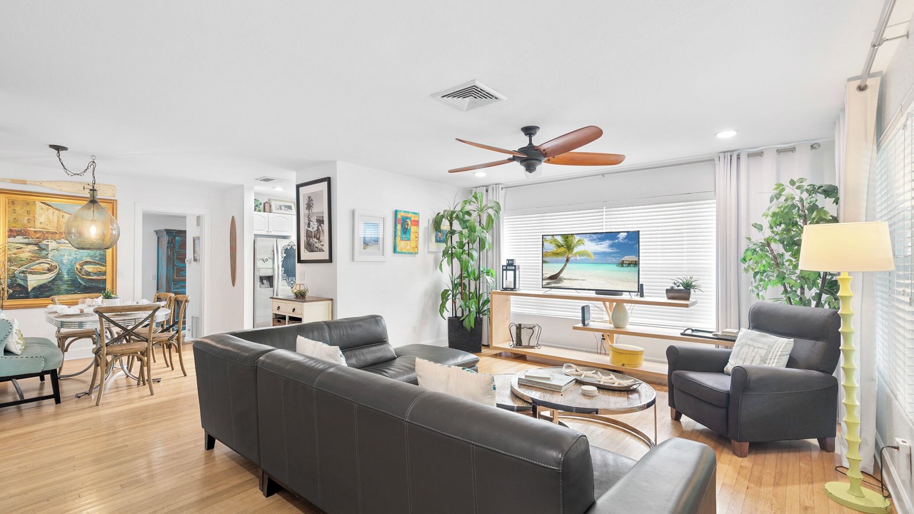 Photo of Bedroom in South Palm Park Neighborhood Association