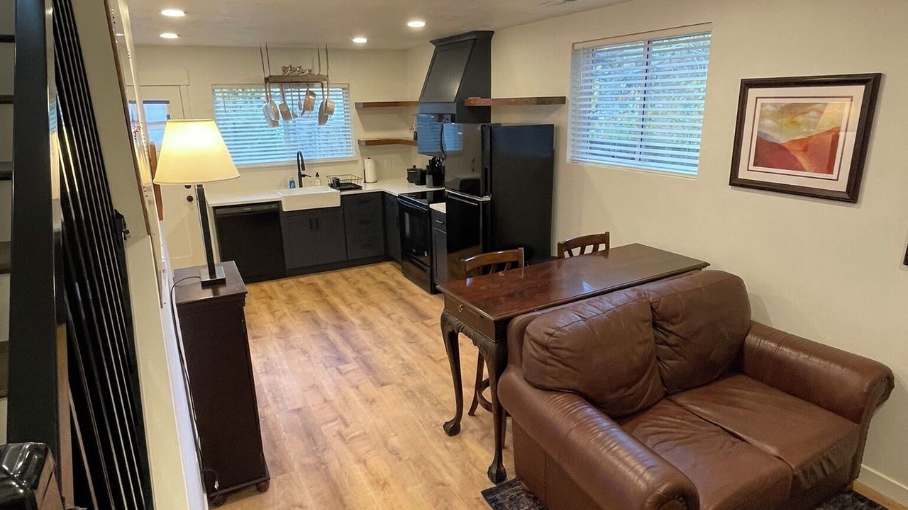 Photo of Livingroom in Provo