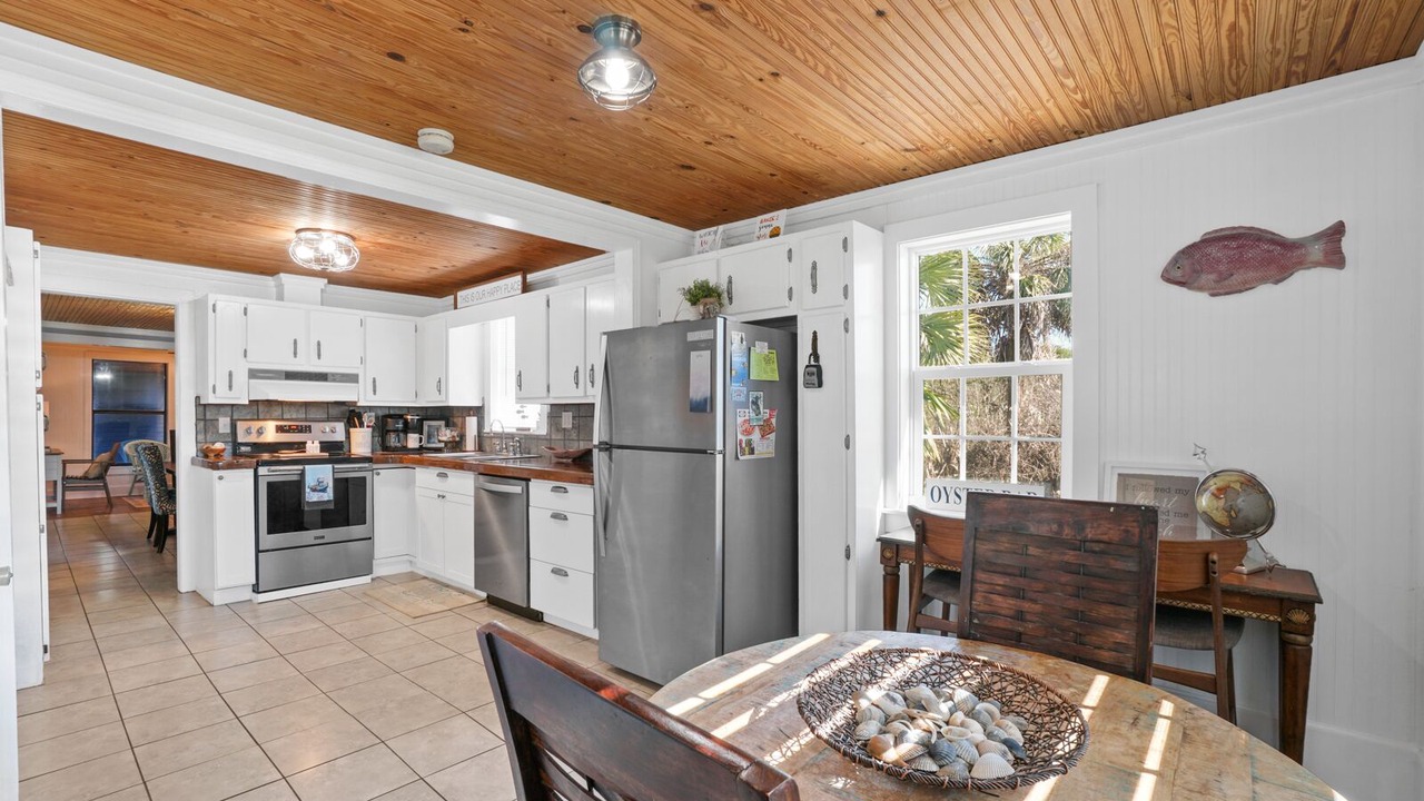 Photo of Kitchen in Indian Pass