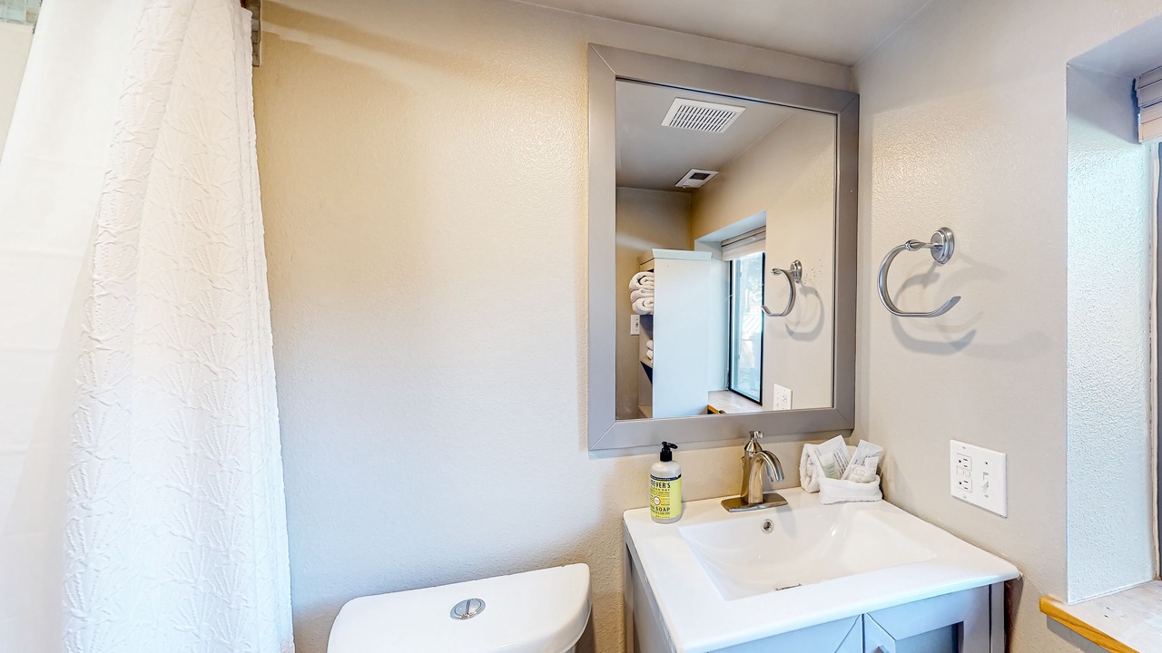 Photo of Bathroom in Green Mountain Falls