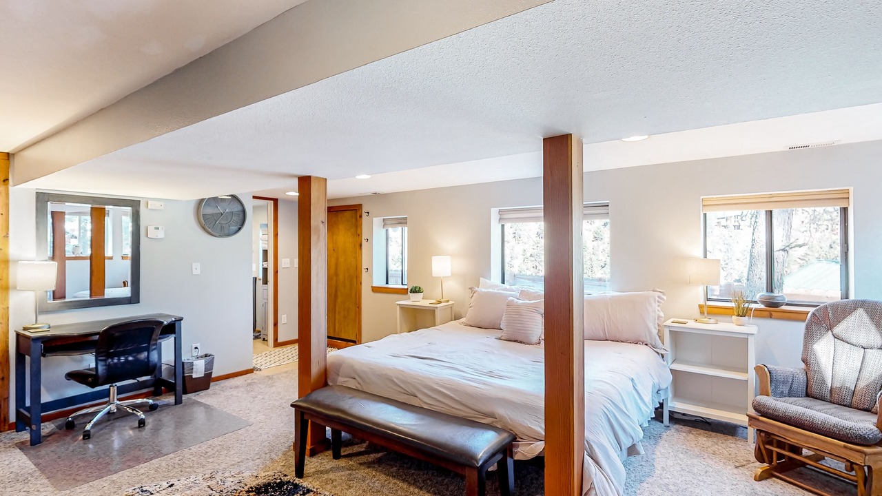 Photo of Bedroom in Green Mountain Falls