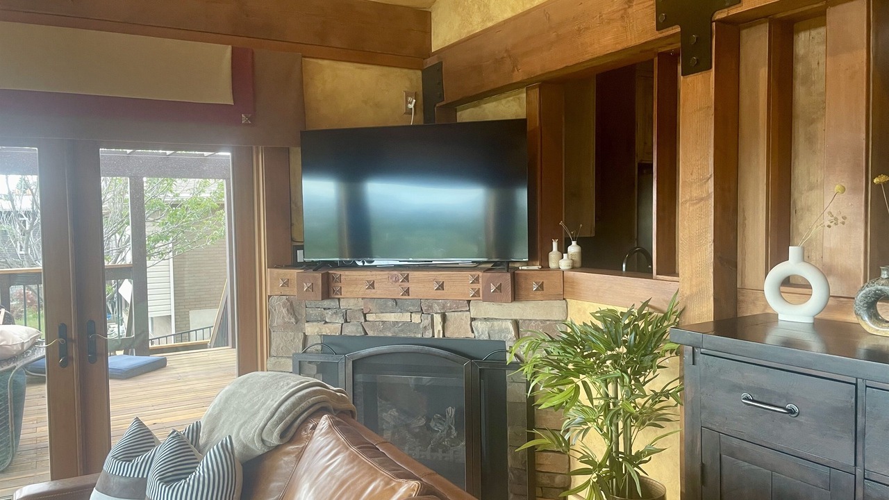 Photo of Livingroom in Cottonwood Heights