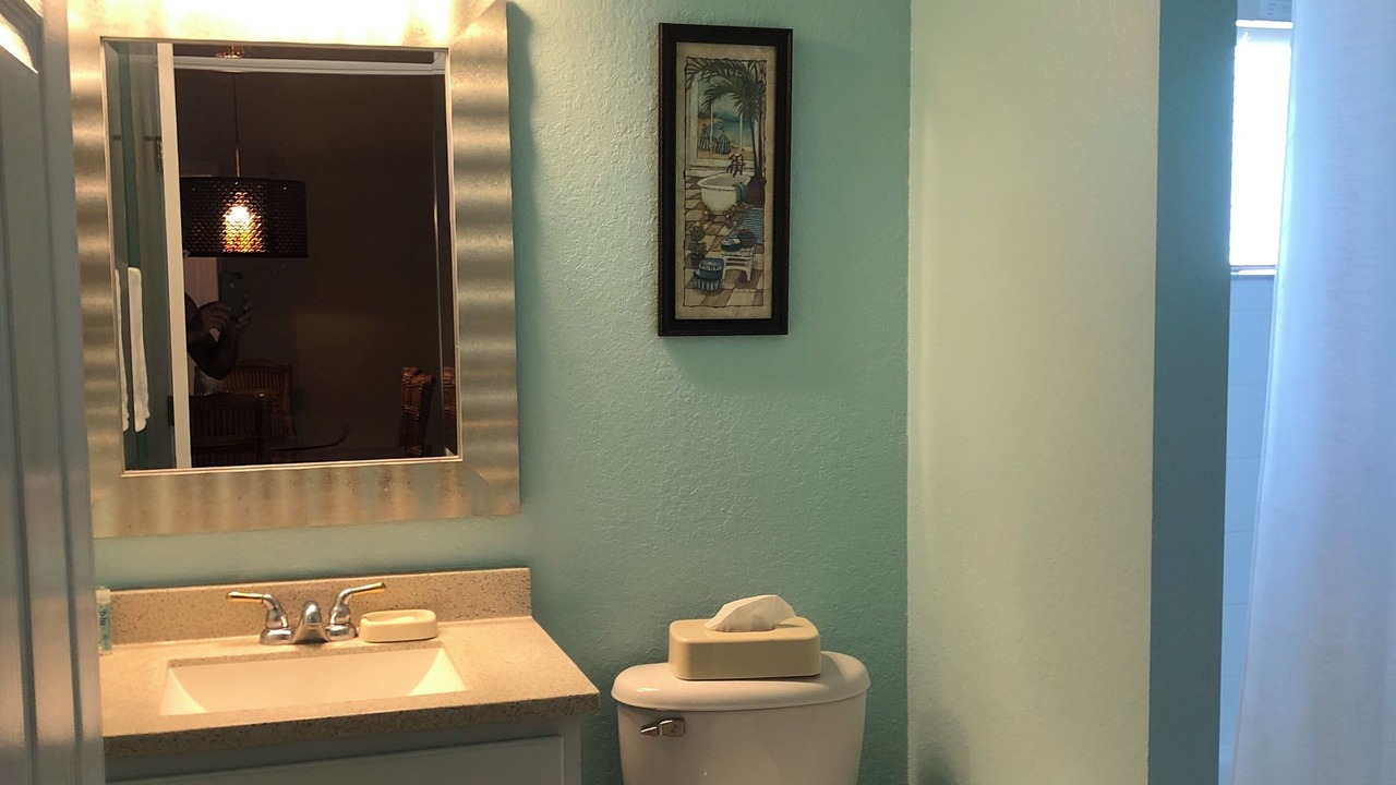 Photo of Bathroom in Bahama Bay