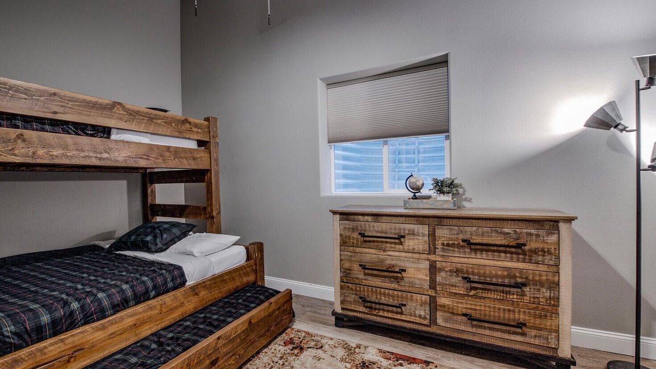Photo of Bedroom in Breckenridge Heights