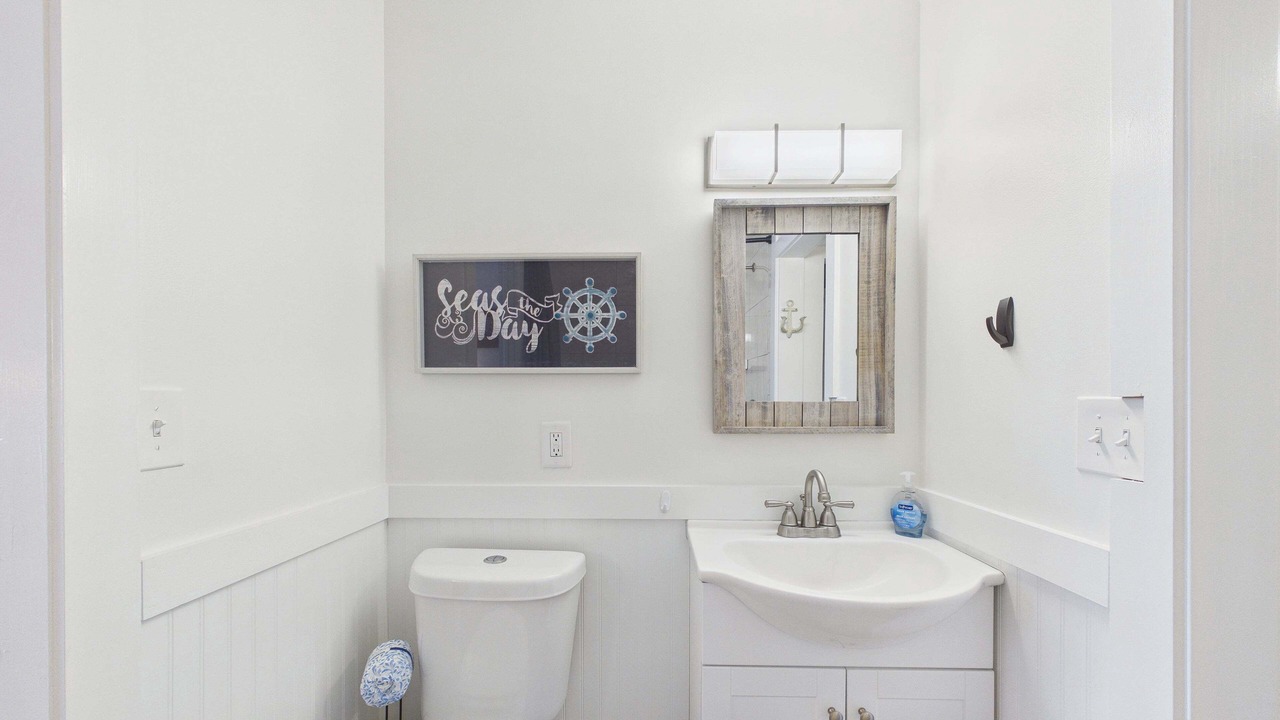 Photo of Bathroom in El Centro Beach