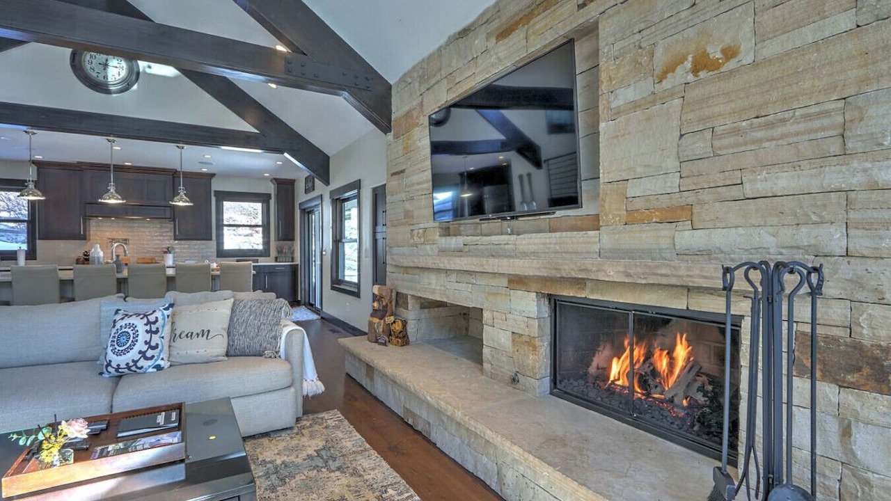 Photo of Livingroom in Glenwood Springs
