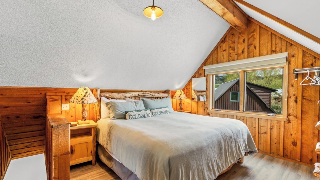 Photo of Bedroom in Clark