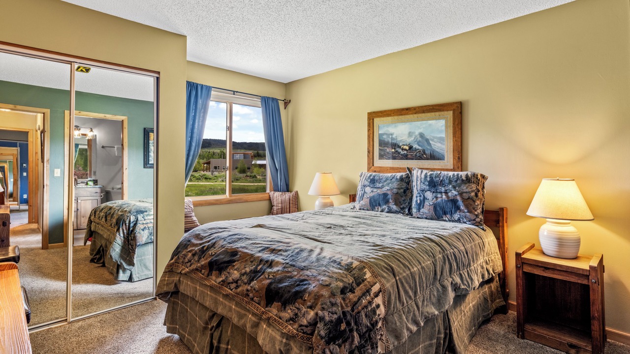 Photo of Bedroom in Clark